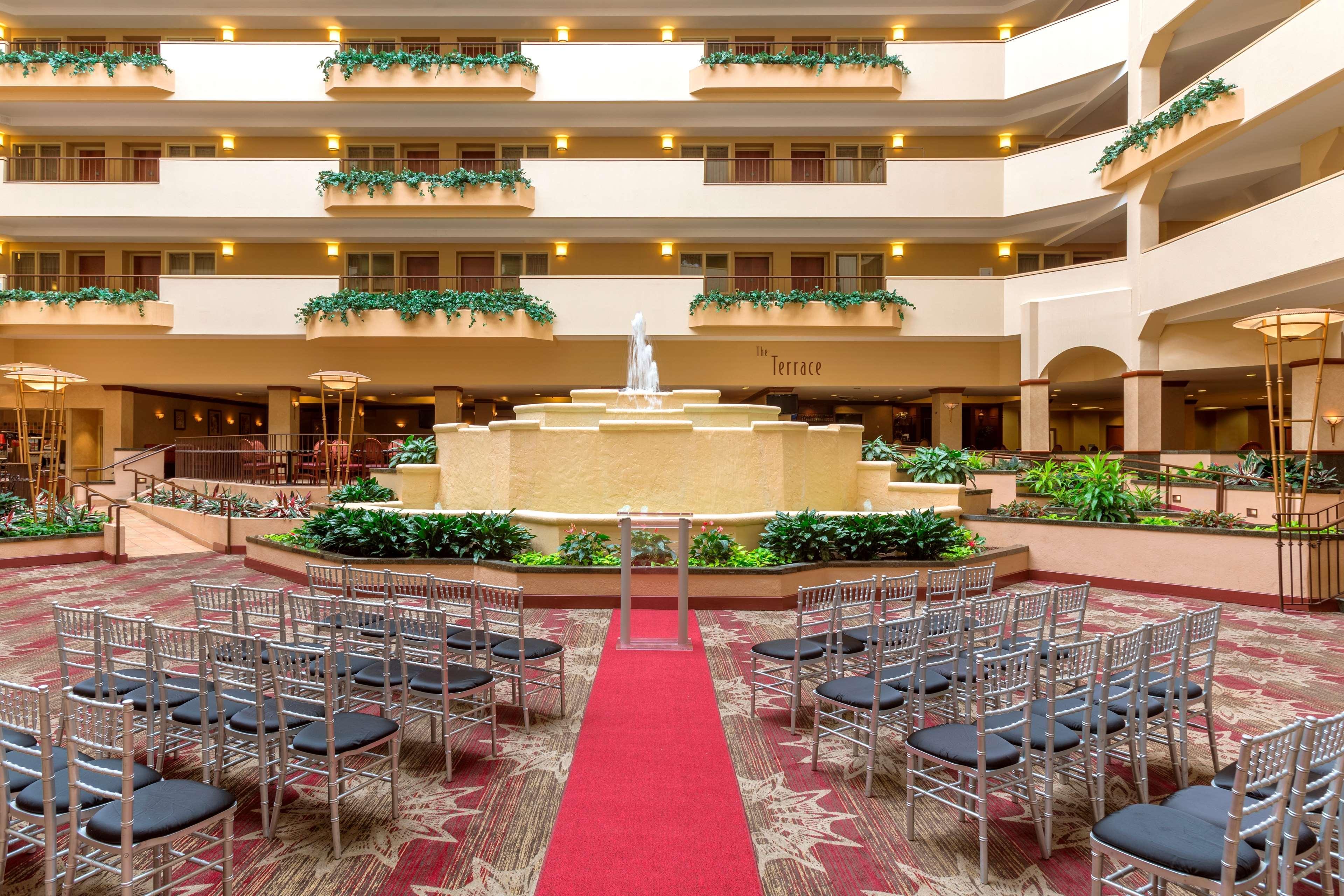 Embassy Suites By Hilton Columbia Greystone Extérieur photo