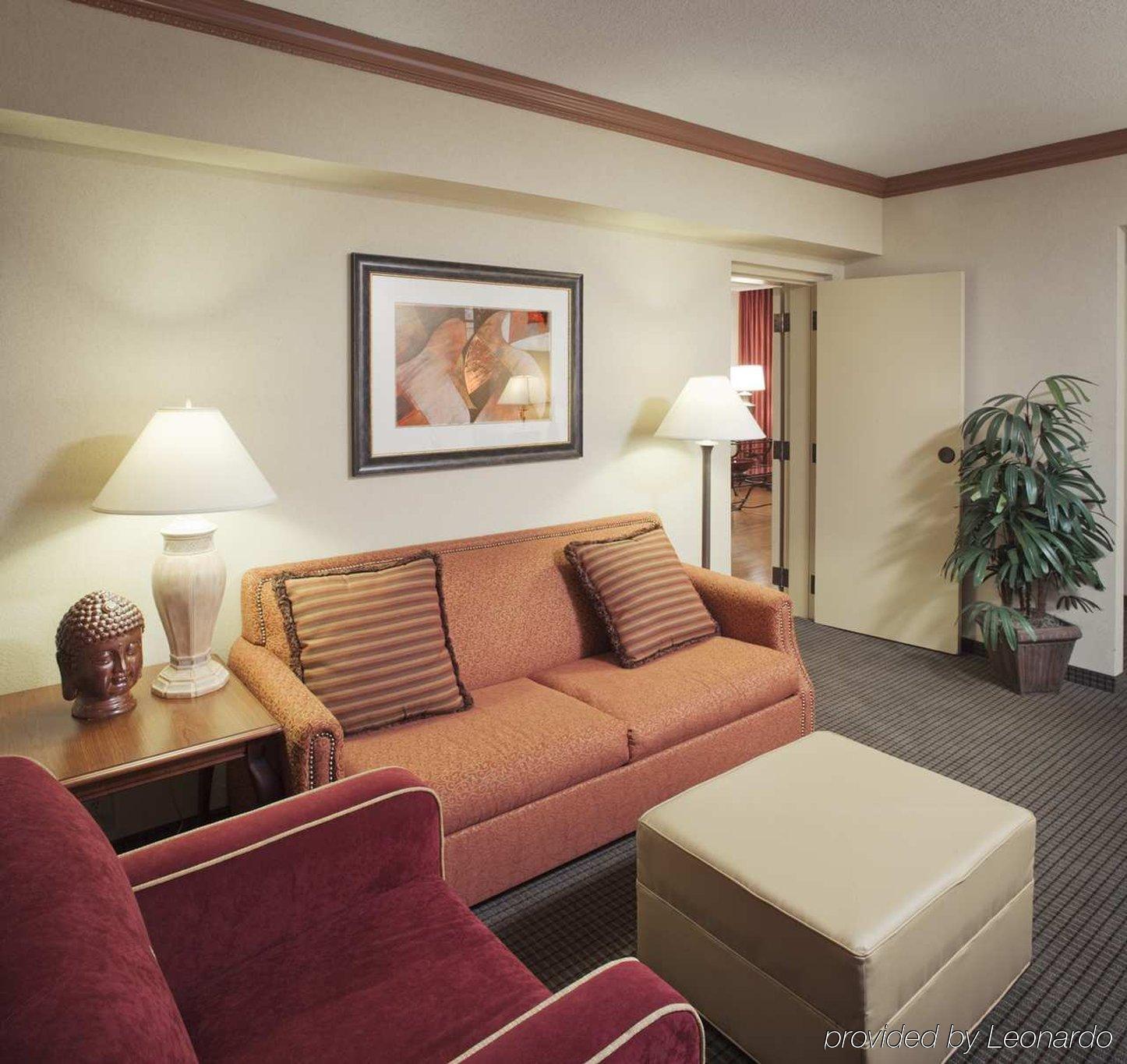 Embassy Suites By Hilton Columbia Greystone Chambre photo